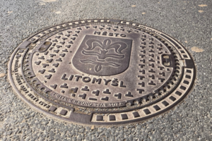Realizace poklopů na míru pro město Litomyšl