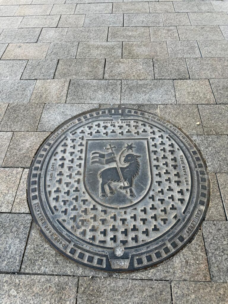 Instalace kanalizačních poklopů pro město Trenčín 2026